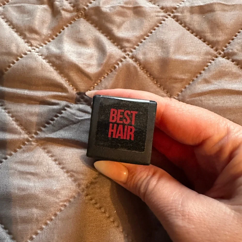 Jeffree Star cosmetics Trap Best Hair Red Lipstick Bold Red Lip Color